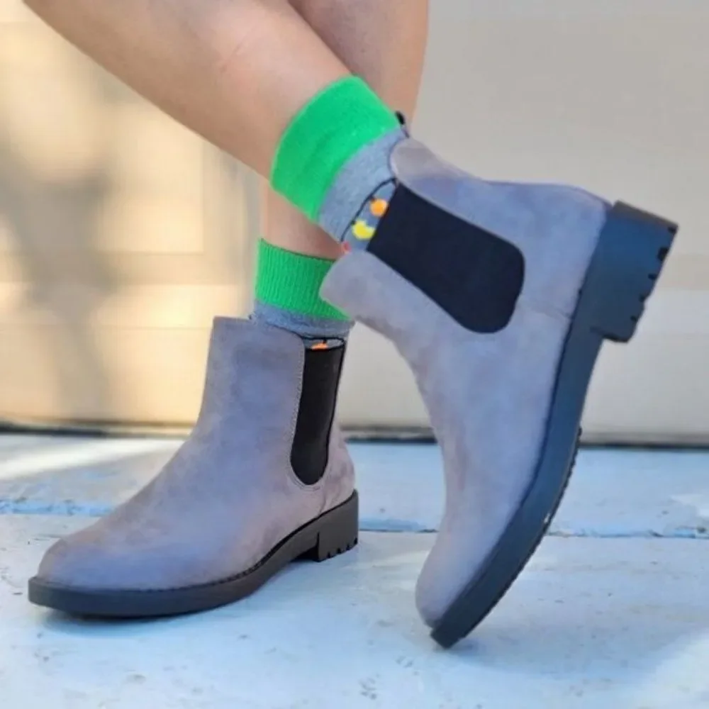 Grey Women’s Suede Ankle Chelsea Booties Flat Pull On Style - Picture 1 of 7